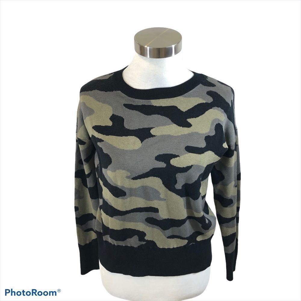 Isaac Mizrahi Camouflage Soft Sweater Size Small